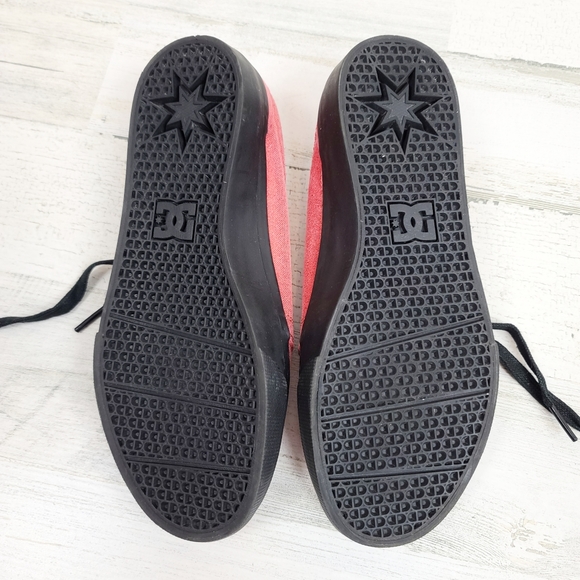 DC Shoes Trase X TR Red Black Low Top Skate Shoe - Picture 6 of 8
